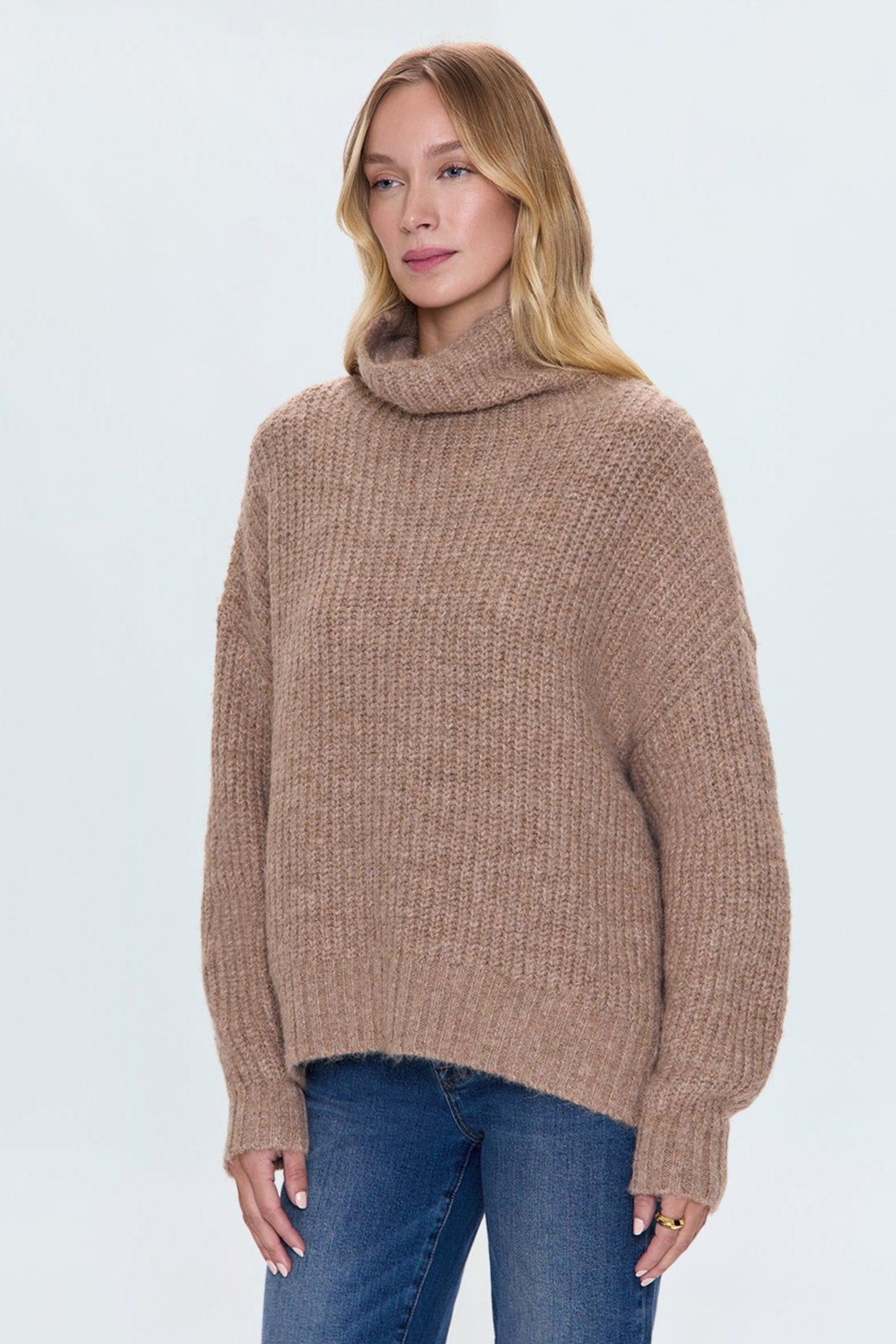 Ashley Turtleneck - Camel