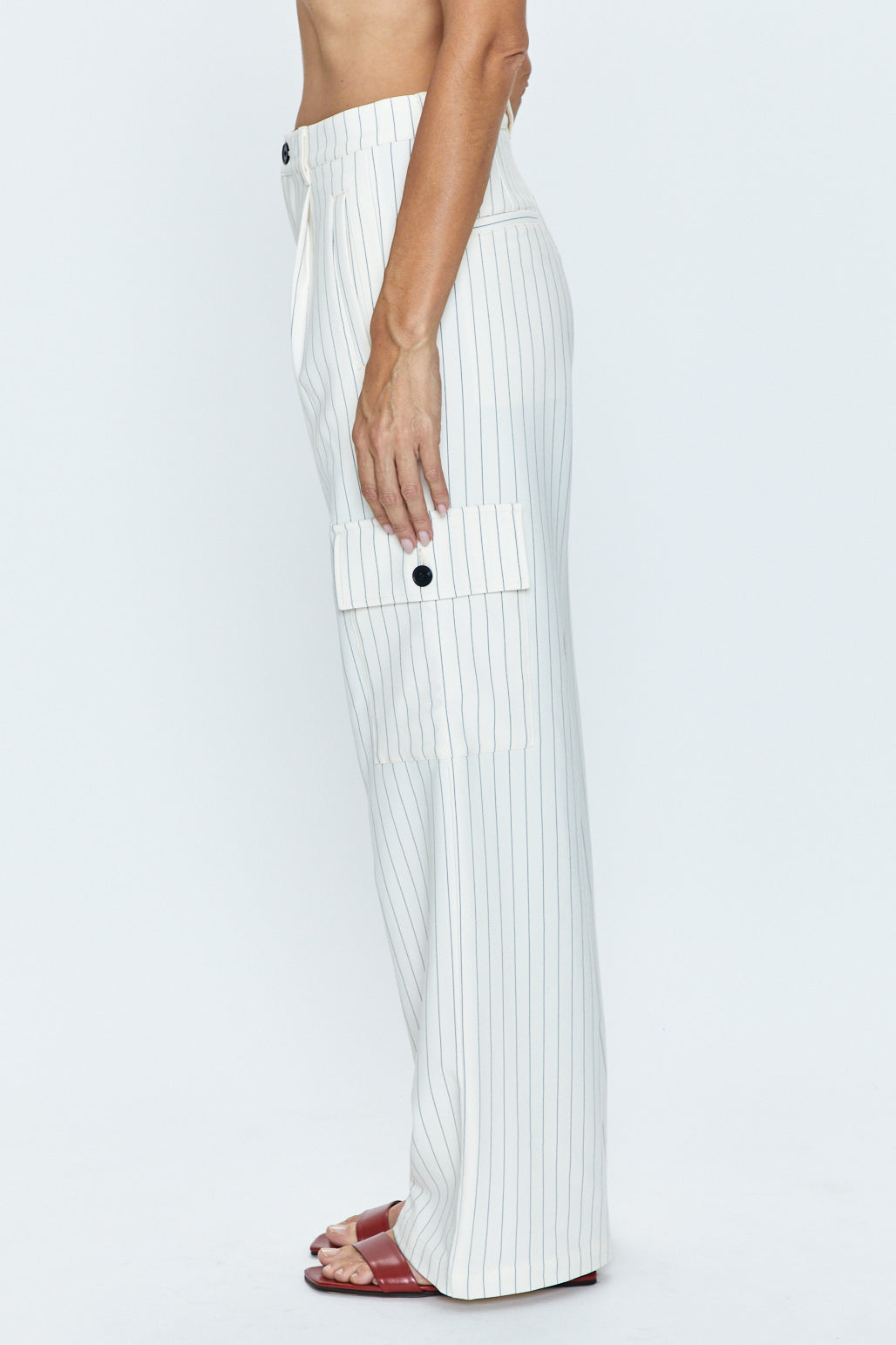 Brynn High Rise Relaxed Trouser - Le Blanc Pinstripe